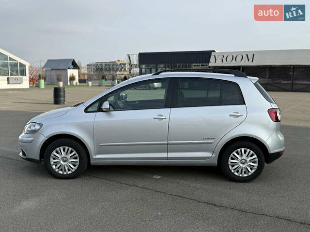 Серый Фольксваген Гольф Плюс, объемом двигателя 1.39 л и пробегом 252 тыс. км за 5900 $, фото 9 на Automoto.ua