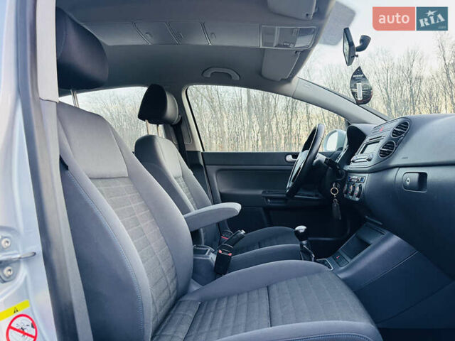 Серый Фольксваген Гольф Плюс, объемом двигателя 1.6 л и пробегом 180 тыс. км за 5699 $, фото 40 на Automoto.ua