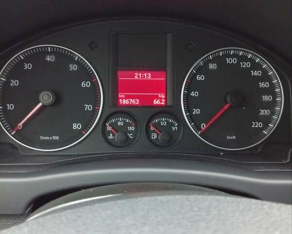 Сірий Фольксваген Golf Plus, об'ємом двигуна 1.4 л та пробігом 186 тис. км за 5899 $, фото 26 на Automoto.ua