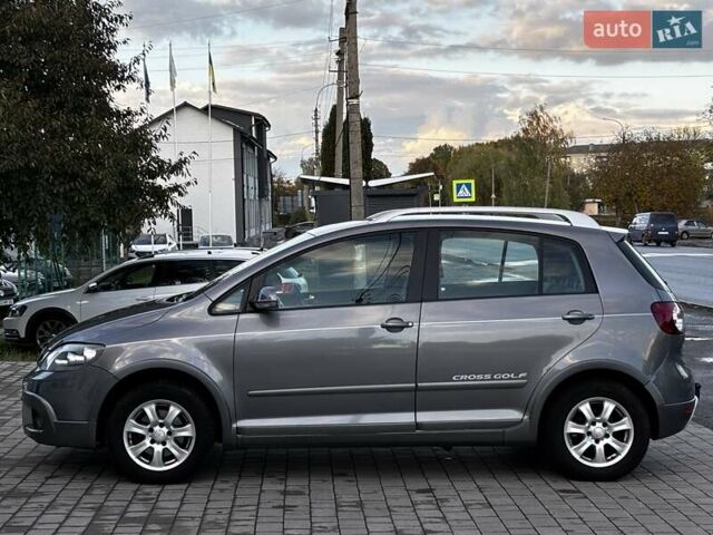 Серый Фольксваген Гольф Плюс, объемом двигателя 1.6 л и пробегом 223 тыс. км за 7499 $, фото 38 на Automoto.ua