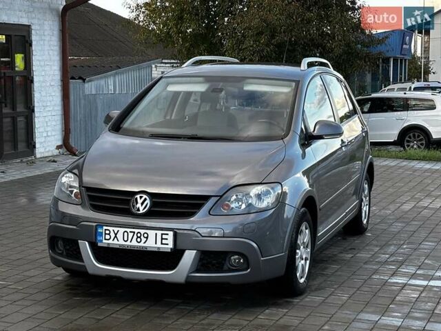 Серый Фольксваген Гольф Плюс, объемом двигателя 1.6 л и пробегом 223 тыс. км за 7499 $, фото 32 на Automoto.ua