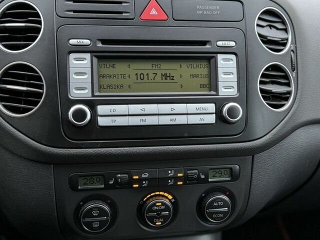 Серый Фольксваген Гольф Плюс, объемом двигателя 1.9 л и пробегом 310 тыс. км за 3100 $, фото 13 на Automoto.ua