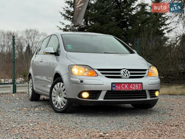 Серый Фольксваген Гольф Плюс, объемом двигателя 1.6 л и пробегом 220 тыс. км за 6190 $, фото 15 на Automoto.ua