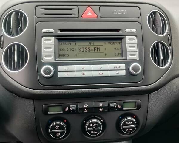 Сірий Фольксваген Golf Plus, об'ємом двигуна 1.6 л та пробігом 183 тис. км за 6600 $, фото 19 на Automoto.ua