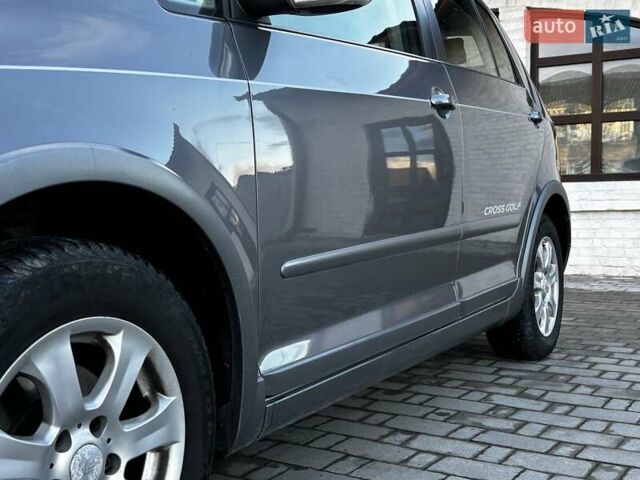 Серый Фольксваген Гольф Плюс, объемом двигателя 1.6 л и пробегом 223 тыс. км за 7499 $, фото 23 на Automoto.ua