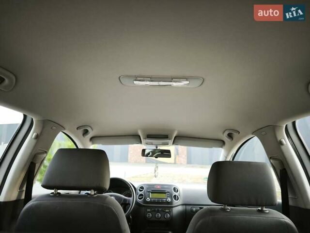 Серый Фольксваген Гольф Плюс, объемом двигателя 1.6 л и пробегом 163 тыс. км за 6900 $, фото 67 на Automoto.ua