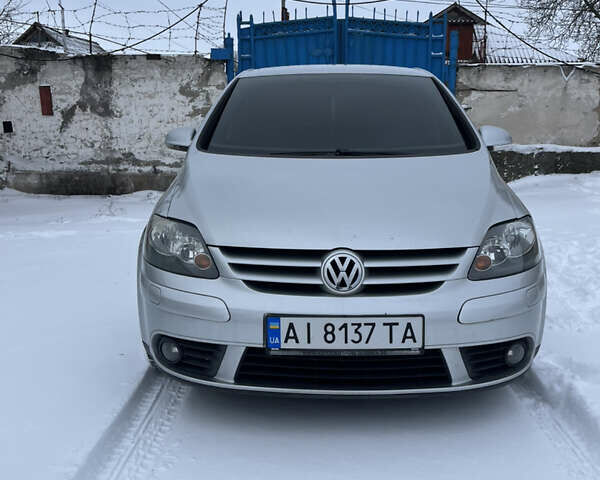 Сірий Фольксваген Golf Plus, об'ємом двигуна 1.6 л та пробігом 172 тис. км за 5700 $, фото 1 на Automoto.ua