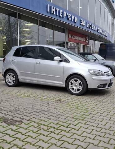 Серый Фольксваген Гольф Плюс, объемом двигателя 1.6 л и пробегом 191 тыс. км за 6900 $, фото 15 на Automoto.ua