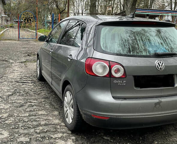 Сірий Фольксваген Golf Plus, об'ємом двигуна 1.9 л та пробігом 196 тис. км за 7700 $, фото 4 на Automoto.ua