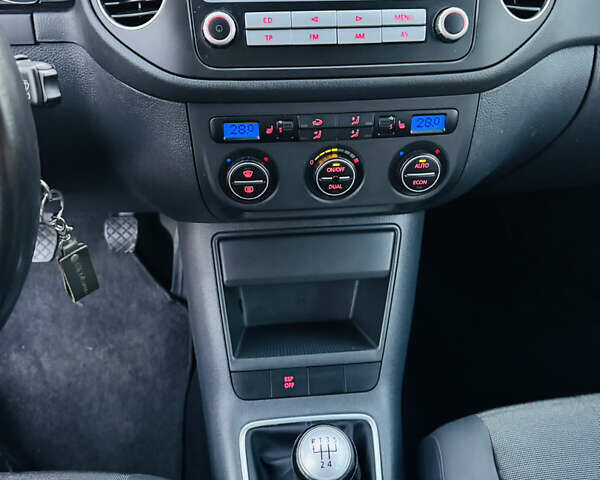 Серый Фольксваген Гольф Плюс, объемом двигателя 1.6 л и пробегом 180 тыс. км за 5699 $, фото 29 на Automoto.ua