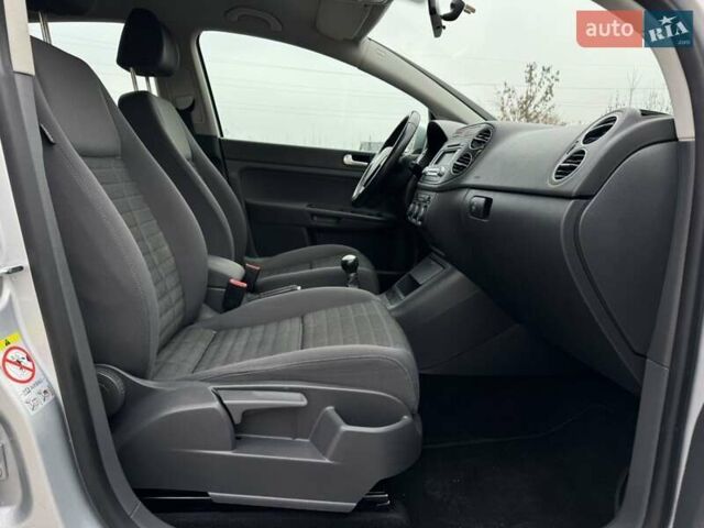 Сірий Фольксваген Golf Plus, об'ємом двигуна 1.4 л та пробігом 226 тис. км за 5900 $, фото 11 на Automoto.ua