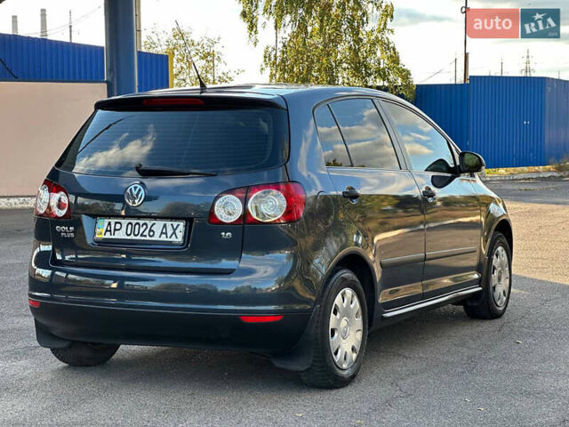Фольксваген Гольф Плюс 2007 в Днепре (Днепропетровске) на Automoto.ua Серый Фольксваген Гольф Плюс, объемом двигателя 1.6 л и пробегом 233 тыс. км за 7299 $, фото 5 на Automoto.ua