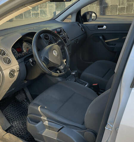 Серый Фольксваген Гольф Плюс, объемом двигателя 1.6 л и пробегом 203 тыс. км за 5700 $, фото 13 на Automoto.ua