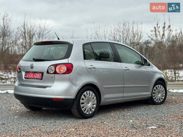 Серый Фольксваген Гольф Плюс, объемом двигателя 1.6 л и пробегом 220 тыс. км за 6190 $, фото 38 на Automoto.ua