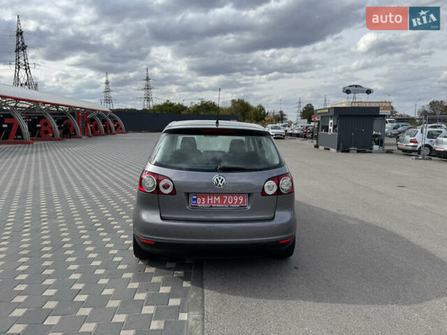Фольксваген Гольф Плюс 2007 в Полтаве на Automoto.ua Серый Фольксваген Гольф Плюс, объемом двигателя 1.6 л и пробегом 249 тыс. км за 7400 $, фото 4 на Automoto.ua