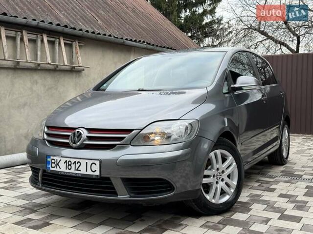 Сірий Фольксваген Golf Plus, об'ємом двигуна 1.9 л та пробігом 241 тис. км за 6600 $, фото 1 на Automoto.ua