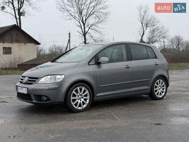 Сірий Фольксваген Golf Plus, об'ємом двигуна 1.39 л та пробігом 266 тис. км за 7150 $, фото 13 на Automoto.ua