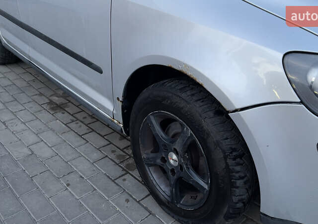 Серый Фольксваген Гольф Плюс, объемом двигателя 1.6 л и пробегом 203 тыс. км за 5700 $, фото 9 на Automoto.ua