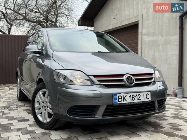 Сірий Фольксваген Golf Plus, об'ємом двигуна 1.9 л та пробігом 241 тис. км за 6600 $, фото 3 на Automoto.ua