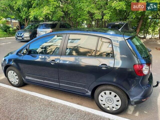 Сірий Фольксваген Golf Plus, об'ємом двигуна 1.6 л та пробігом 203 тис. км за 6999 $, фото 31 на Automoto.ua