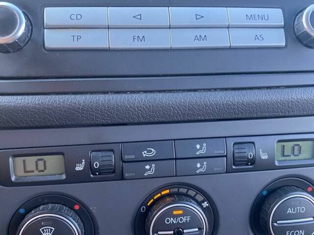 Серый Фольксваген Гольф Плюс, объемом двигателя 1.4 л и пробегом 186 тыс. км за 6300 $, фото 6 на Automoto.ua