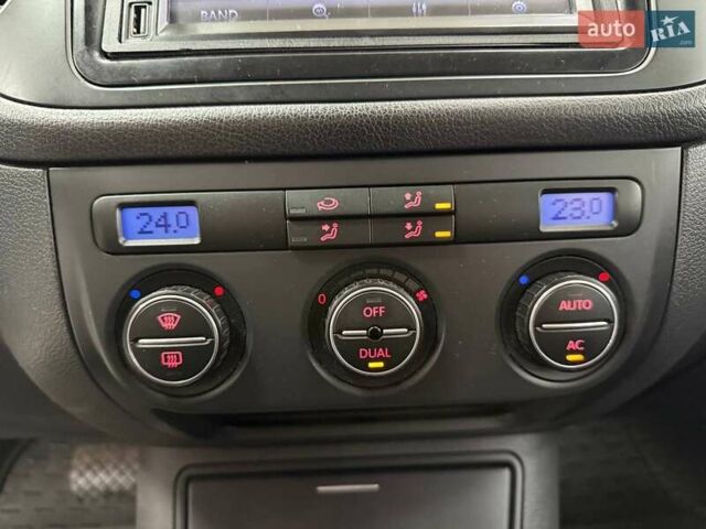 Серый Фольксваген Гольф Плюс, объемом двигателя 1.6 л и пробегом 283 тыс. км за 6490 $, фото 26 на Automoto.ua