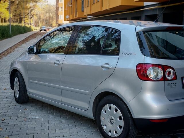 Серый Фольксваген Гольф Плюс, объемом двигателя 1.6 л и пробегом 181 тыс. км за 5499 $, фото 4 на Automoto.ua