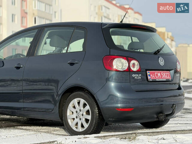 Сірий Фольксваген Golf Plus, об'ємом двигуна 1.6 л та пробігом 197 тис. км за 7999 $, фото 15 на Automoto.ua