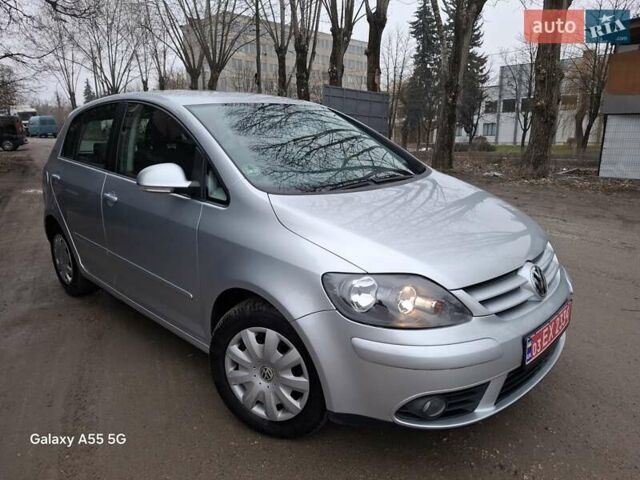 Серый Фольксваген Гольф Плюс, объемом двигателя 1.4 л и пробегом 222 тыс. км за 5850 $, фото 19 на Automoto.ua