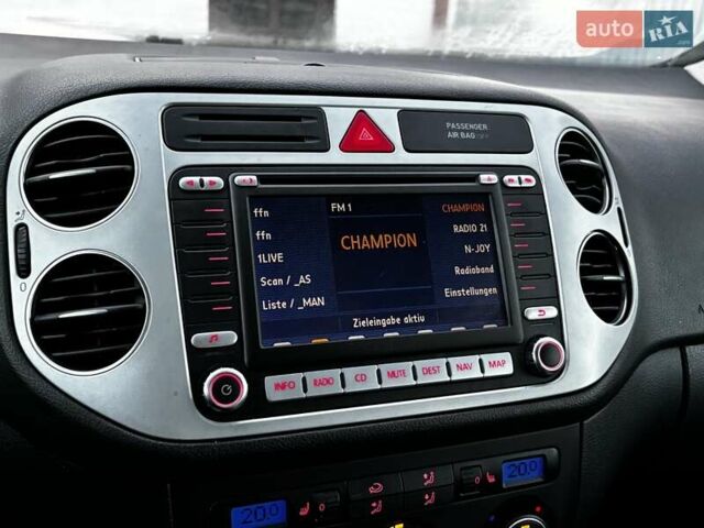 Серый Фольксваген Гольф Плюс, объемом двигателя 1.6 л и пробегом 223 тыс. км за 7499 $, фото 99 на Automoto.ua