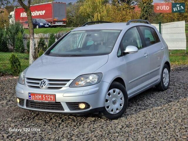 Фольксваген Гольф Плюс 2007 в Луцке на Automoto.ua Серый Фольксваген Гольф Плюс, объемом двигателя 1.6 л и пробегом 200 тыс. км за 5700 $, фото 6 на Automoto.ua