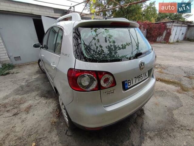 Серый Фольксваген Гольф Плюс, объемом двигателя 1.4 л и пробегом 193 тыс. км за 6400 $, фото 5 на Automoto.ua