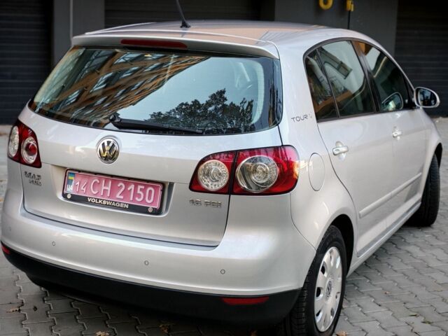 Серый Фольксваген Гольф Плюс, объемом двигателя 1.6 л и пробегом 181 тыс. км за 5499 $, фото 6 на Automoto.ua