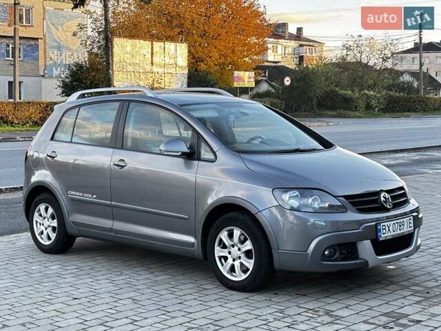 Серый Фольксваген Гольф Плюс, объемом двигателя 1.6 л и пробегом 223 тыс. км за 7499 $, фото 8 на Automoto.ua