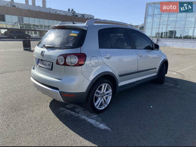 Сірий Фольксваген Golf Plus, об'ємом двигуна 1.6 л та пробігом 253 тис. км за 9800 $, фото 3 на Automoto.ua
