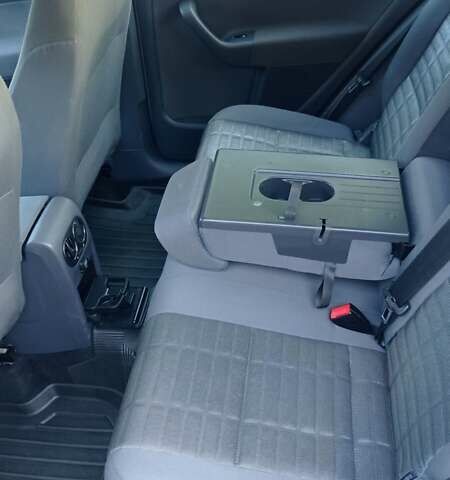 Серый Фольксваген Гольф Плюс, объемом двигателя 1.6 л и пробегом 233 тыс. км за 6199 $, фото 16 на Automoto.ua