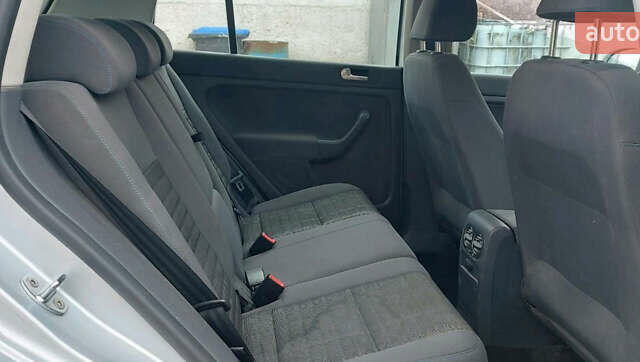 Серый Фольксваген Гольф Плюс, объемом двигателя 0 л и пробегом 196 тыс. км за 4555 $, фото 12 на Automoto.ua