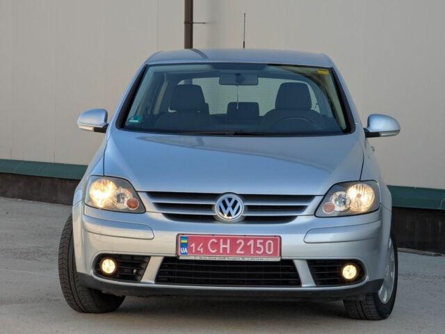 Серый Фольксваген Гольф Плюс, объемом двигателя 1.6 л и пробегом 181 тыс. км за 5550 $, фото 14 на Automoto.ua