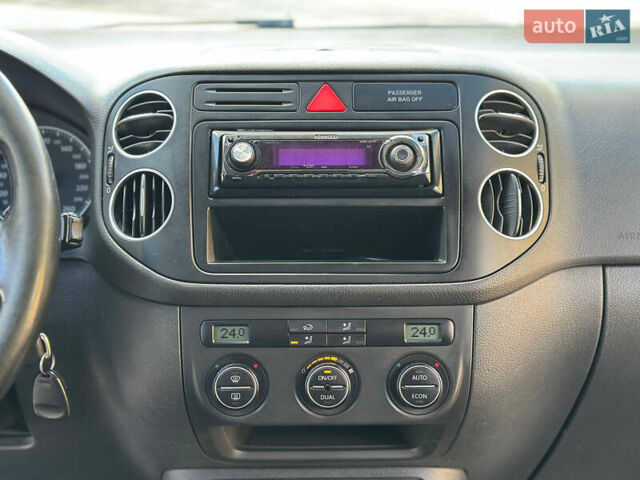 Фольксваген Гольф Плюс 2007 в Днепре (Днепропетровске) на Automoto.ua Серый Фольксваген Гольф Плюс, объемом двигателя 1.6 л и пробегом 233 тыс. км за 7299 $, фото 19 на Automoto.ua