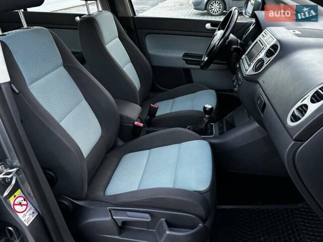 Серый Фольксваген Гольф Плюс, объемом двигателя 1.6 л и пробегом 223 тыс. км за 7499 $, фото 86 на Automoto.ua