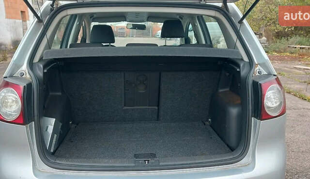 Серый Фольксваген Гольф Плюс, объемом двигателя 0 л и пробегом 190 тыс. км за 4999 $, фото 15 на Automoto.ua