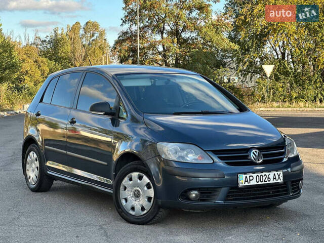 Фольксваген Гольф Плюс 2007 в Днепре (Днепропетровске) на Automoto.ua Серый Фольксваген Гольф Плюс, объемом двигателя 1.6 л и пробегом 233 тыс. км за 7299 $, фото 1 на Automoto.ua