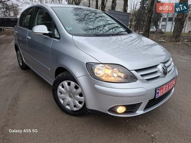 Серый Фольксваген Гольф Плюс, объемом двигателя 1.4 л и пробегом 222 тыс. км за 5850 $, фото 22 на Automoto.ua