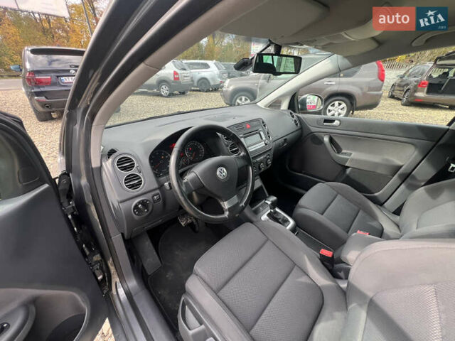 Серый Фольксваген Гольф Плюс, объемом двигателя 1.6 л и пробегом 220 тыс. км за 6599 $, фото 23 на Automoto.ua