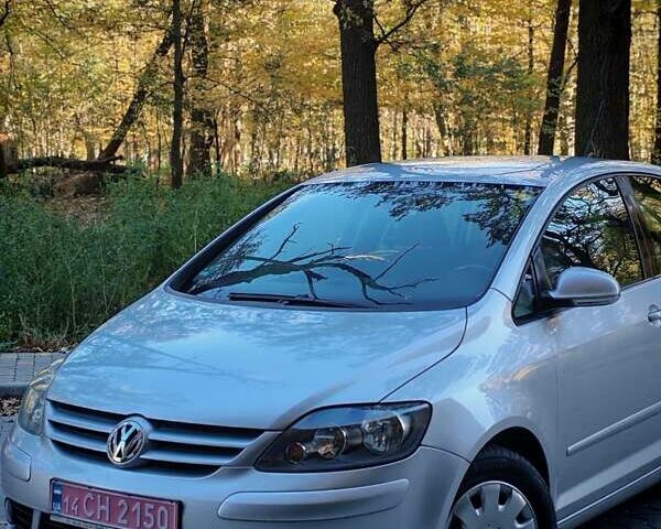 Серый Фольксваген Гольф Плюс, объемом двигателя 1.6 л и пробегом 181 тыс. км за 5599 $, фото 43 на Automoto.ua