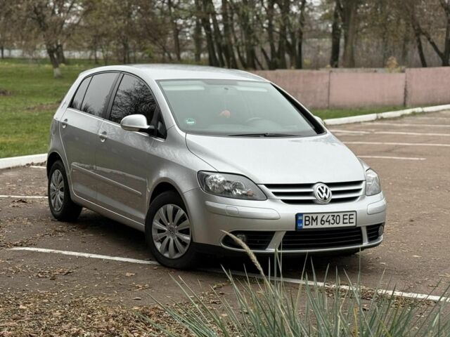 Серый Фольксваген Гольф Плюс, объемом двигателя 1.6 л и пробегом 247 тыс. км за 6200 $, фото 1 на Automoto.ua