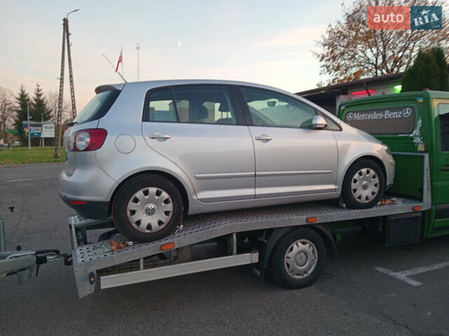 Серый Фольксваген Гольф Плюс, объемом двигателя 0 л и пробегом 190 тыс. км за 4999 $, фото 2 на Automoto.ua