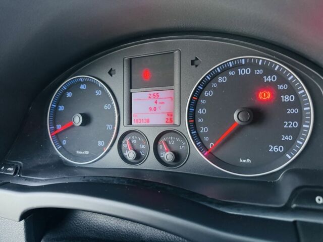 Серый Фольксваген Гольф Плюс, объемом двигателя 1.6 л и пробегом 180 тыс. км за 5699 $, фото 11 на Automoto.ua