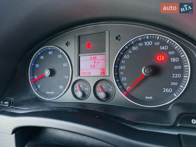 Серый Фольксваген Гольф Плюс, объемом двигателя 1.6 л и пробегом 180 тыс. км за 5699 $, фото 28 на Automoto.ua