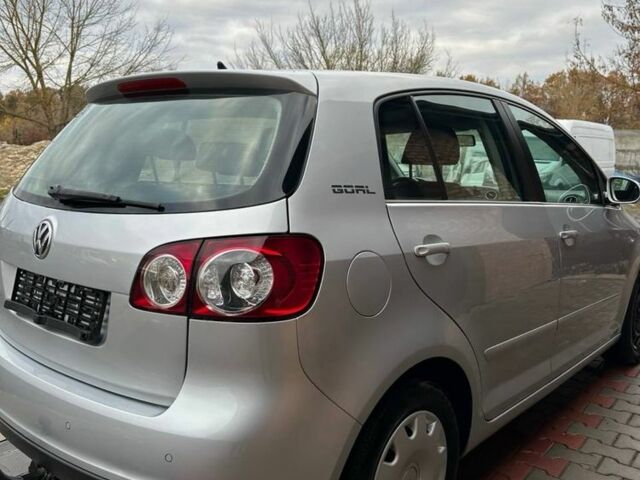 Сірий Фольксваген Golf Plus, об'ємом двигуна 1.6 л та пробігом 237 тис. км за 6000 $, фото 7 на Automoto.ua
